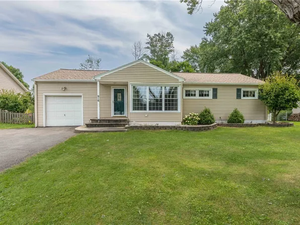 916 N Greece Rd, Rochester, NY 14626