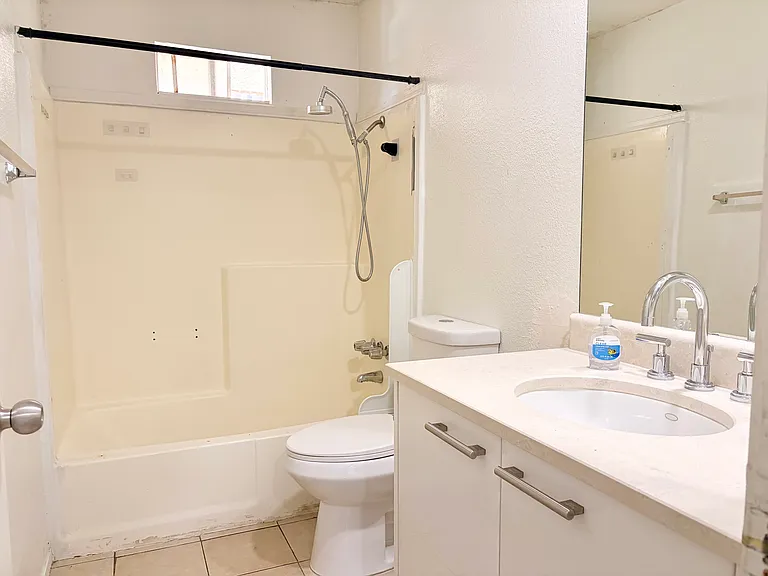 1717 Cordoba Ln #D — Photo 13