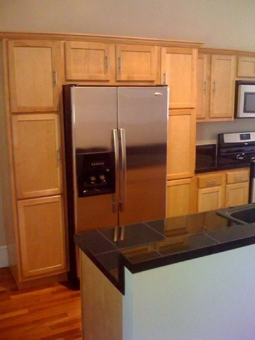 Student Housing - South Side Flats — Photo 2