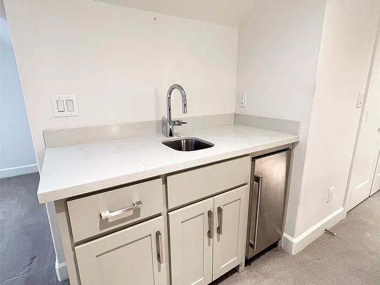 4325 Glenwick Ln — Photo 30