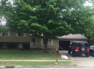 2619 Pawnee Dr, Indianapolis, IN