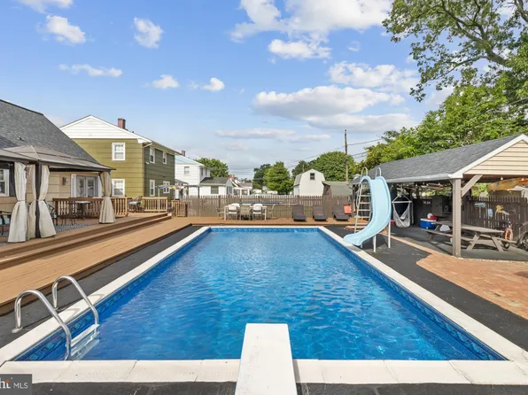 944 Homberg Ave, Baltimore, MD 21221