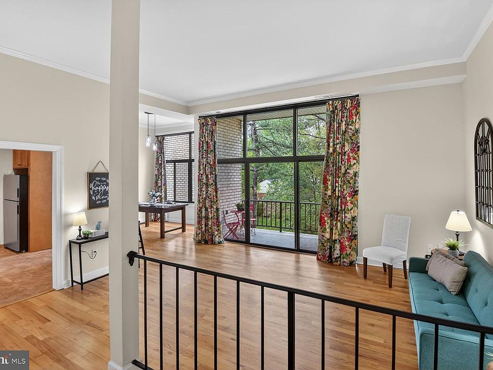 1st image of 10862 Bucknell Dr APT 301