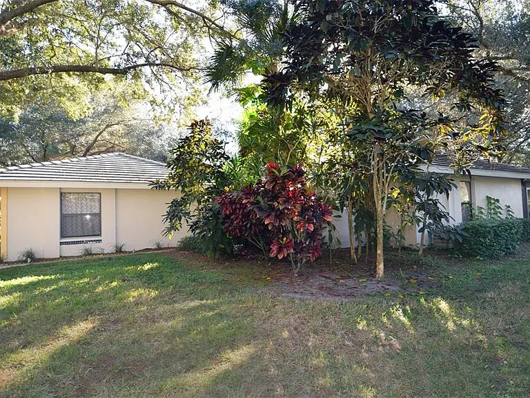 231 Southampton Ln #277 — Photo 29