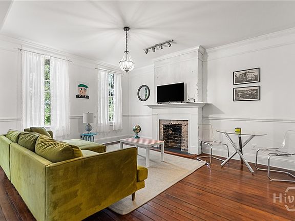 4th image of 521 E Broad Street #2