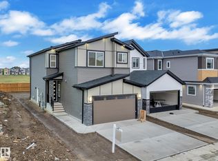 119 28th St NW, Edmonton, AB T6T2H3