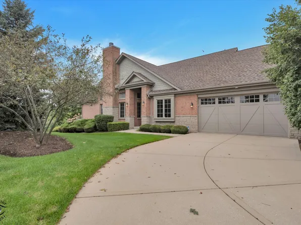 20400 Mackinac Point Dr, Frankfort, IL 60423