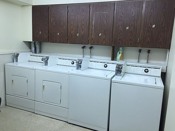 4th image of 8810 Cordell Cir APT 6