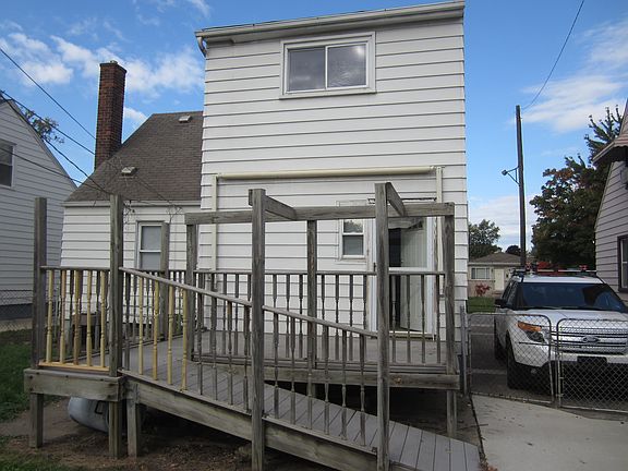 Wheelchair accessable deck