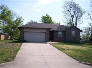 830 Pershing St, Willard, MO 65781