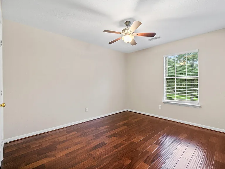 83 Terraglen Dr — Photo 25