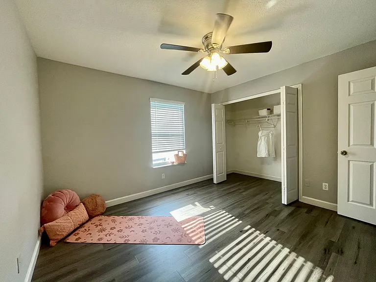 Village Park Townhomes | 2 & 3 Bedroom Apartments in Lady Lake, FL — Photo 31