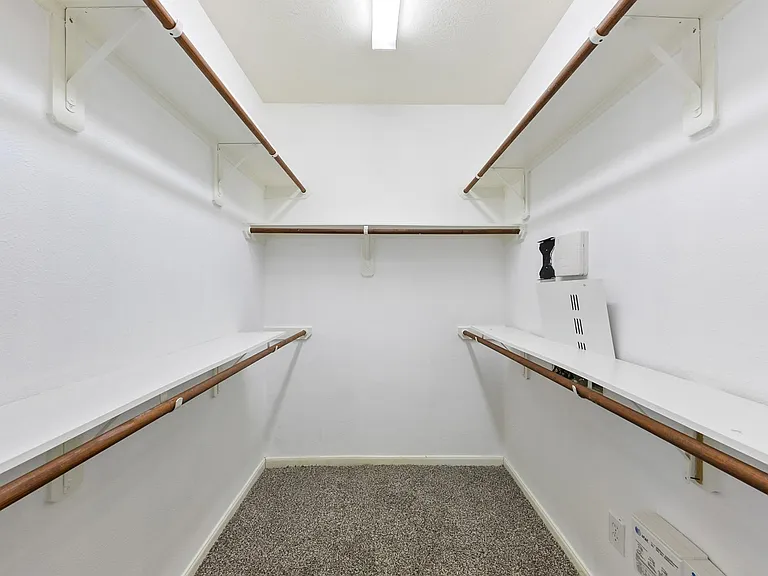 24527 Spring Harbor Dr — Photo 14