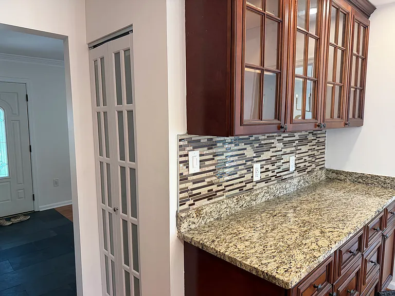 8001 Pyracantha Ct — Photo 4