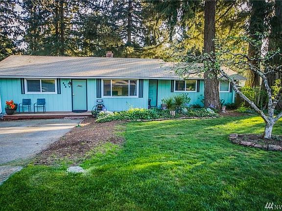2nd image of 903 Oakcrest Dr SE