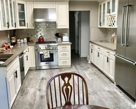 5th image of 600 Palisades Dr