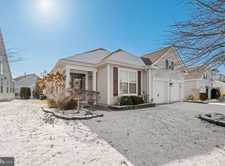 87 Pond View Cir, Barnegat, NJ 08005