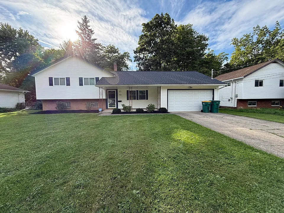 718 Edgewood Rd