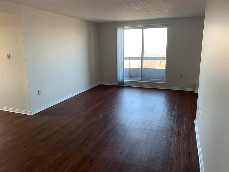 315 Margaret Ave — Photo 15