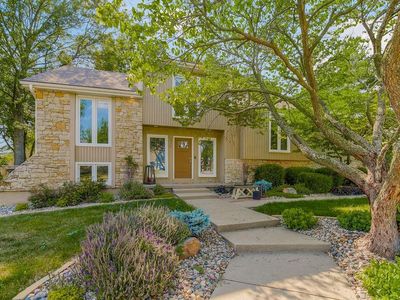 3950 SW Linden Ln, Lees Summit, MO, 64082