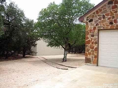 4th image of 238 N SETTLERS LANE