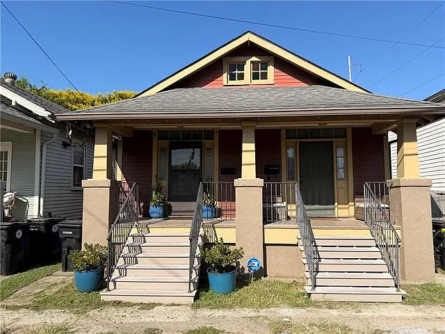 3009 Lafitte Ave