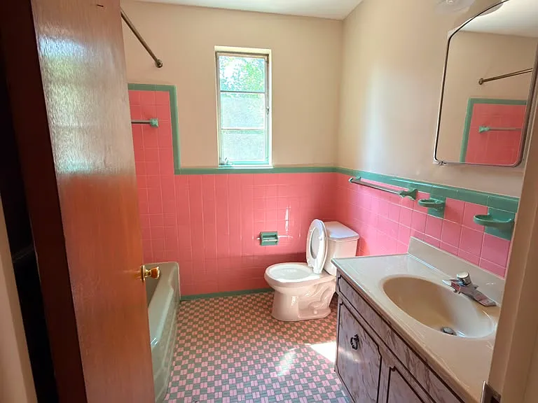 Main Floor Full Bathroom.