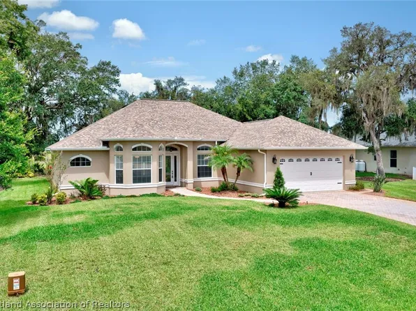 3878 Enchanted Oaks Ln, Sebring, FL 33875