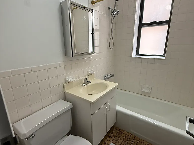 22-65 27th St #1 — Photo 8