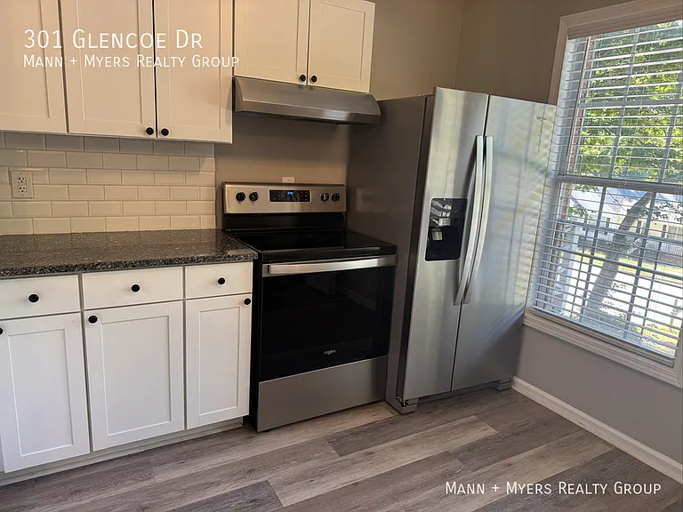 301 Glencoe Dr — Photo 5