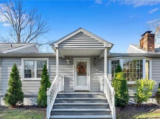 1563 Route 80, Guilford, CT 06437