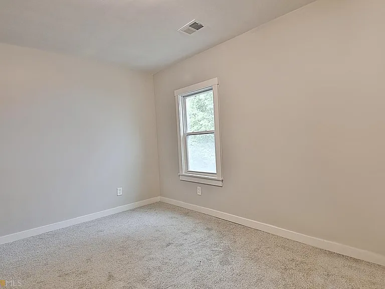 198 Margaret St — Photo 36
