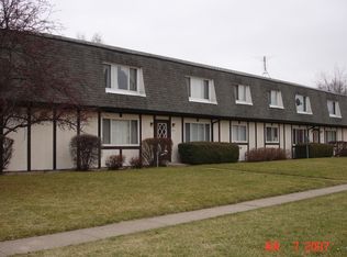 1015 9th St, Harvard, IL 60033