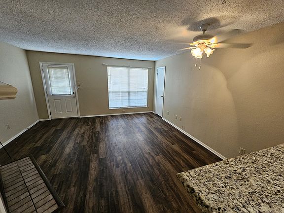 2nd image of 2500 E Park Blvd #1