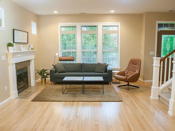 5th image of 1781 11th Ln NE #1228