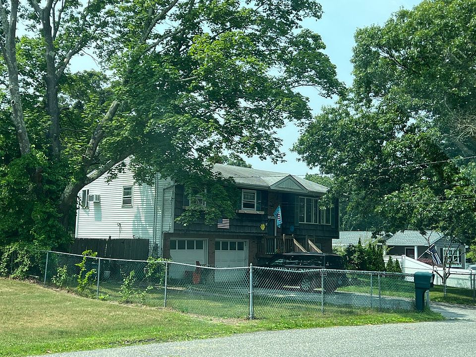 16 Cynthia Ln, Center Moriches, NY 11934 Zillow