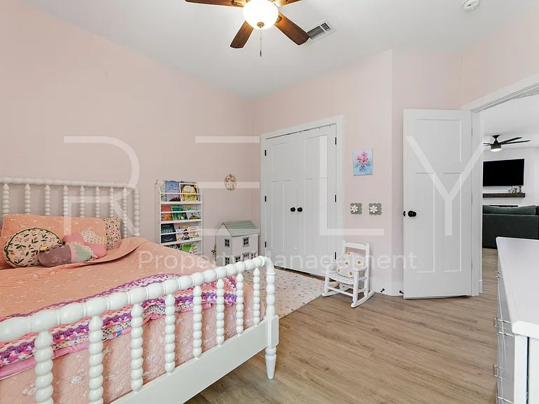 129 Seattle Slew Dr — Photo 29