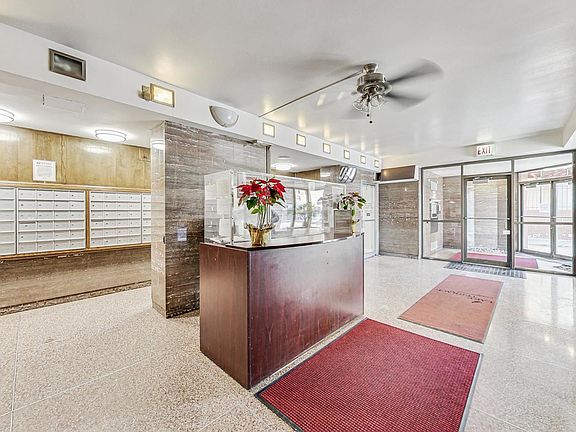 3rd image of 7337 S South Shore Dr APT 524
