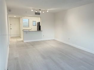 2810 NE 201st Ter APT G328, Aventura, FL 33180