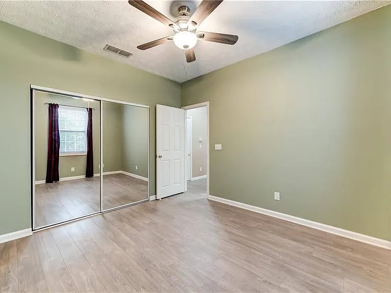 224 Harmony Ct — Photo 31