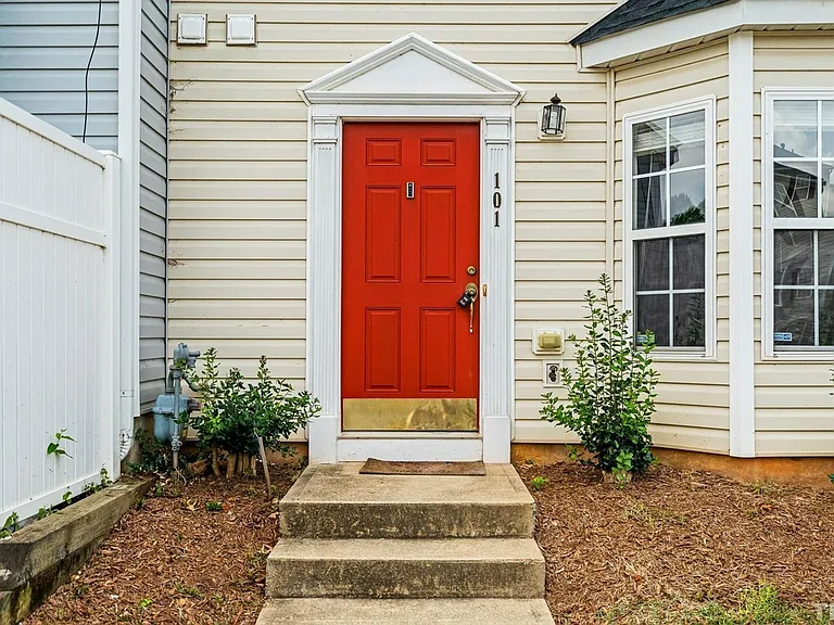2601 Ivory Run Way #101 — Photo 4