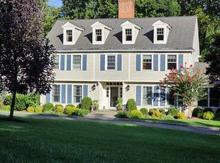 14 Sandalwood Dr, Warren, NJ 07059