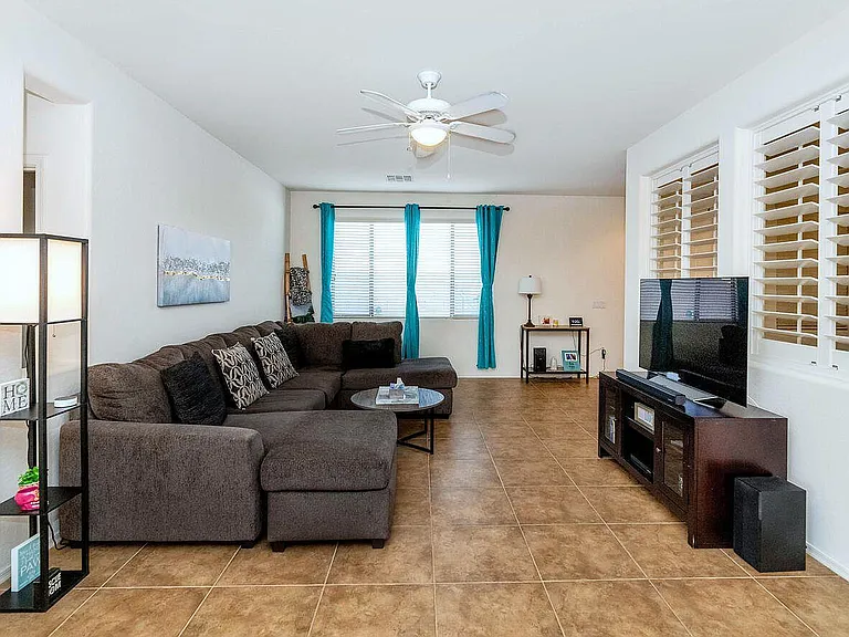 3315 E Merlot St — Photo 7