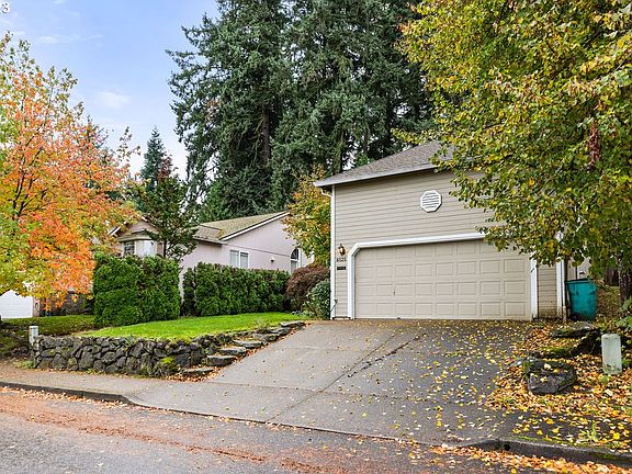 5th image of 8525 NE 14th Ln