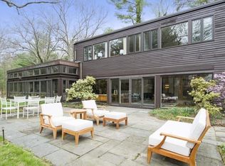 10 Twin Pond Ln, Lincoln, MA 01773