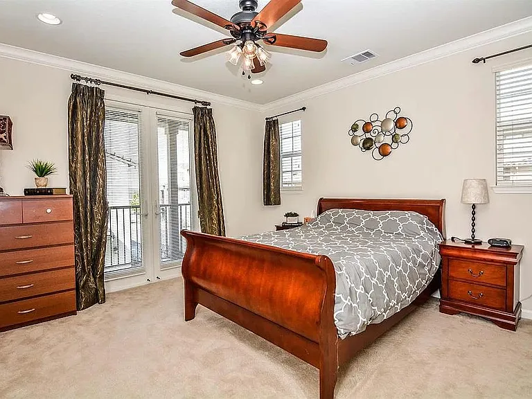5230 Fioli Loop — Photo 11