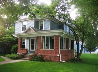 306 W 3rd St, Homer, IL 61849