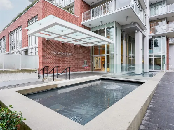 83 Saghalie Rd #1007, Victoria, BC V9A 0E7