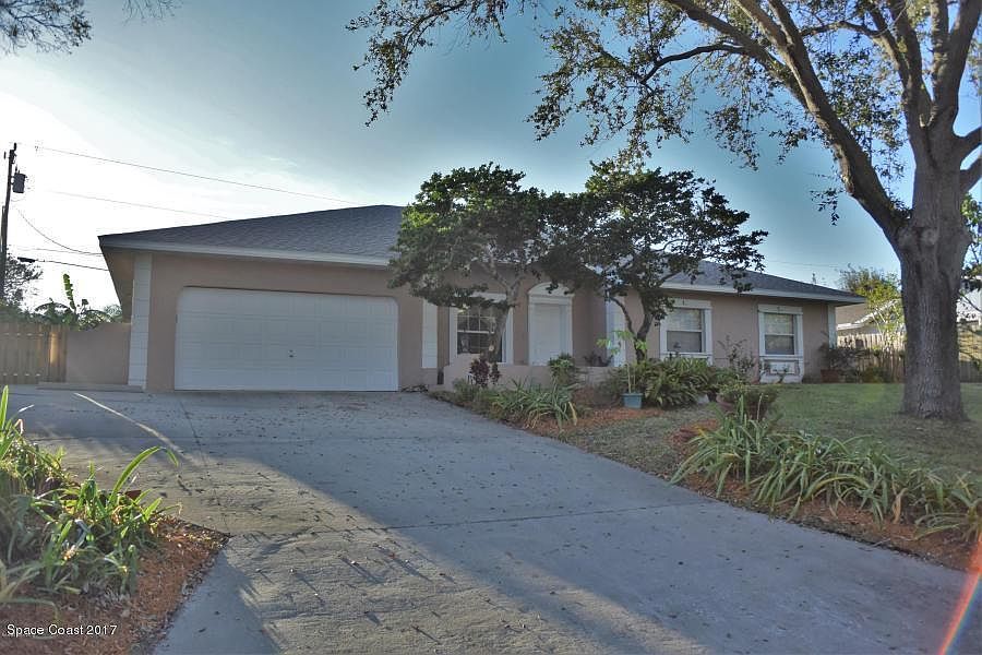1st image of 3207 Buckingham Ln