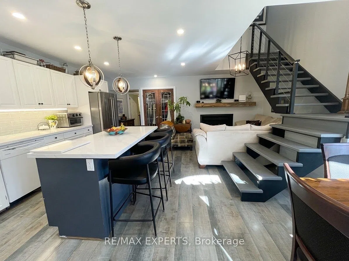 3 bed, $3,500 — Photo 3